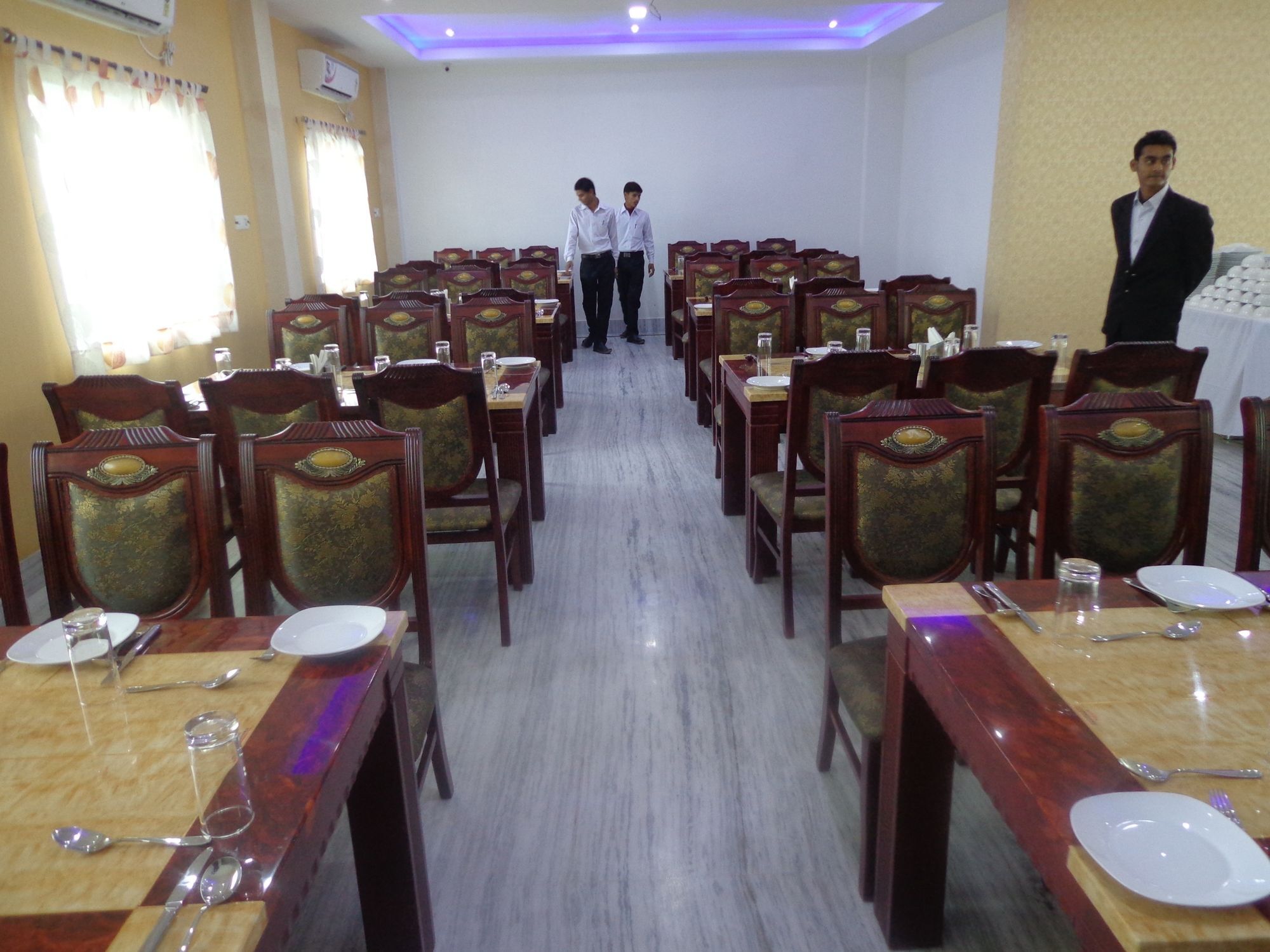 R. K. Palace Hotel Bodh Gaya Ngoại thất bức ảnh